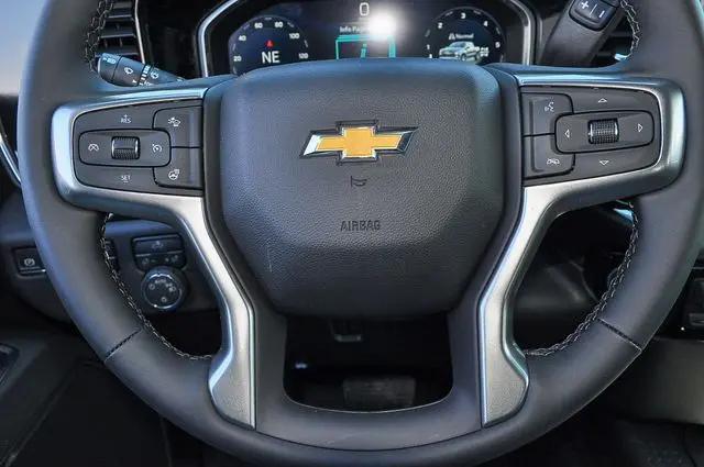 2026 Chevrolet Silverado 1500 4WD Crew Cab Standard Bed LT