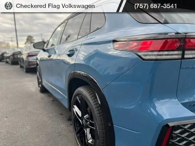 2026 Volkswagen Tiguan SE R-Line Black