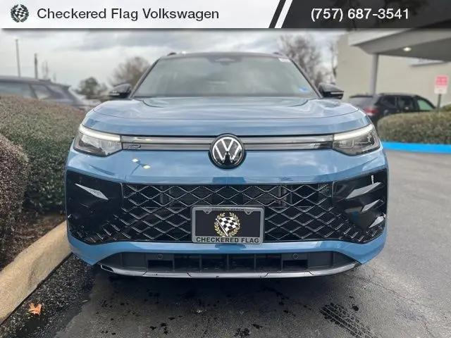 2026 Volkswagen Tiguan SE R-Line Black