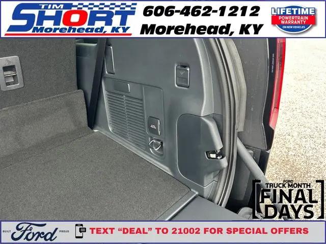 2026 Ford Expedition Active