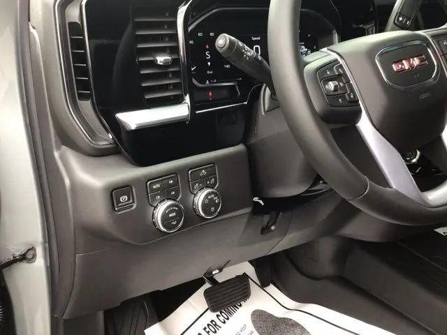 2026 GMC Sierra 1500 Crew Cab, Short Bed, SLE, 4WD