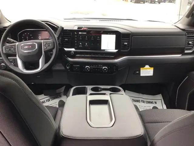 2026 GMC Sierra 1500 Crew Cab, Short Bed, SLE, 4WD