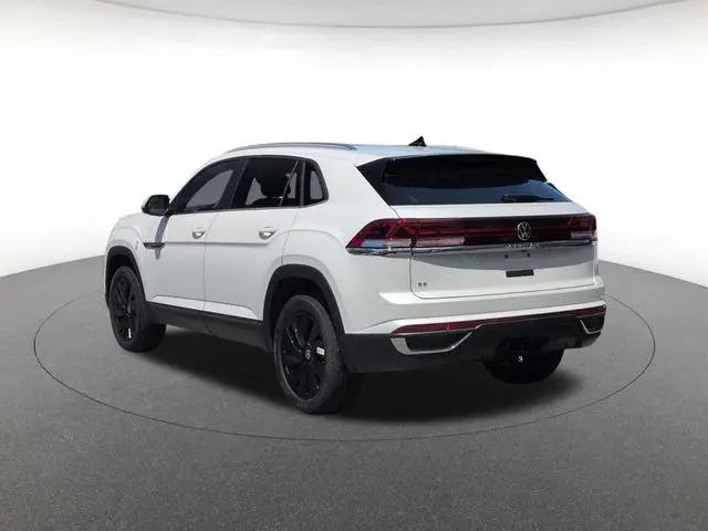 2026 Volkswagen Atlas Cross Sport SE with Technology
