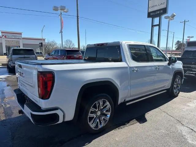 2023 GMC Sierra 1500 4WD Crew Cab Short Box Denali