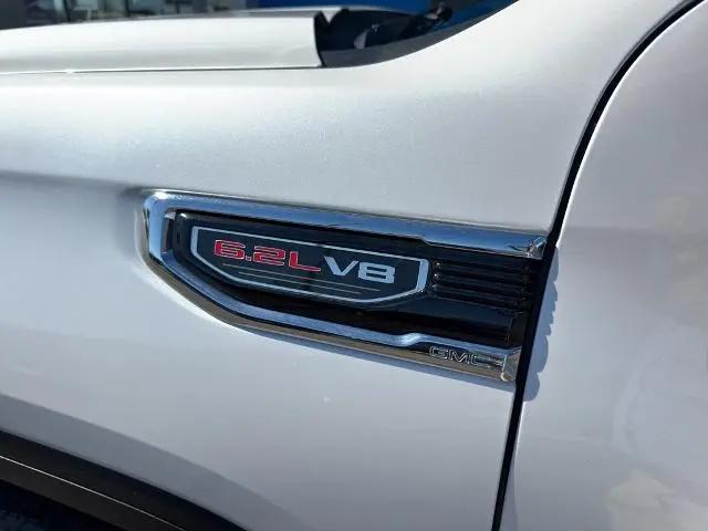 2023 GMC Sierra 1500 4WD Crew Cab Short Box Denali