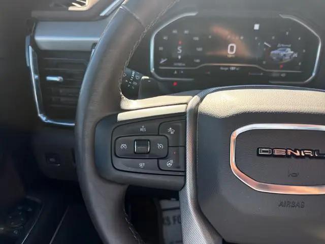 2023 GMC Sierra 1500 4WD Crew Cab Short Box Denali