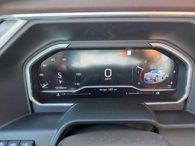 2023 GMC Sierra 1500 4WD Crew Cab Short Box Denali