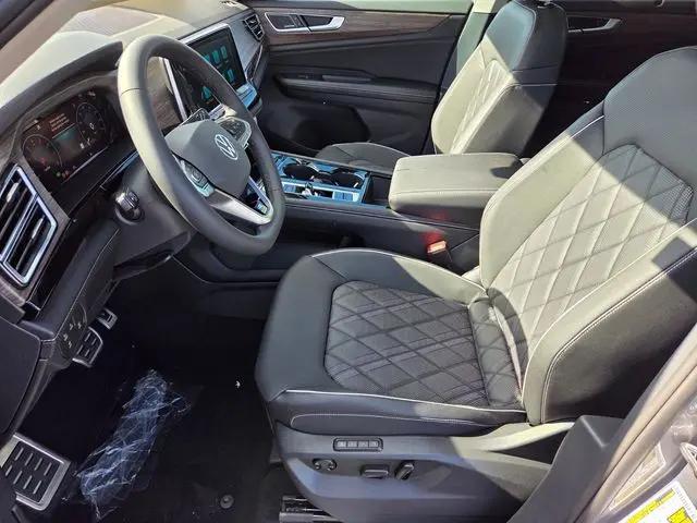 2026 Volkswagen Atlas SEL Premium R-Line