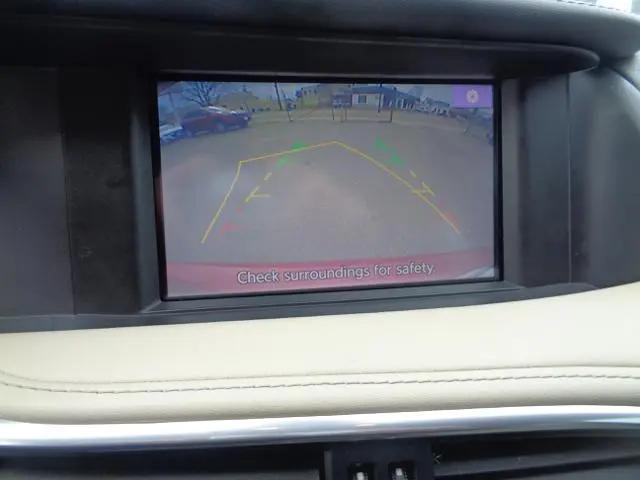 2019 INFINITI QX30 LUXE