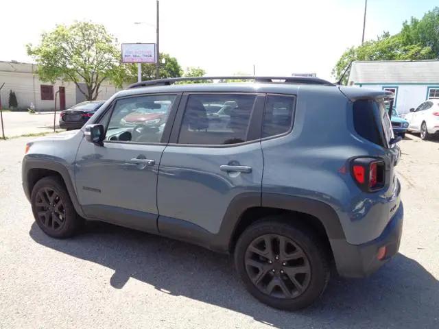 2017 Jeep Renegade Altitude 4x4