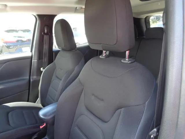 2017 Jeep Renegade Altitude 4x4