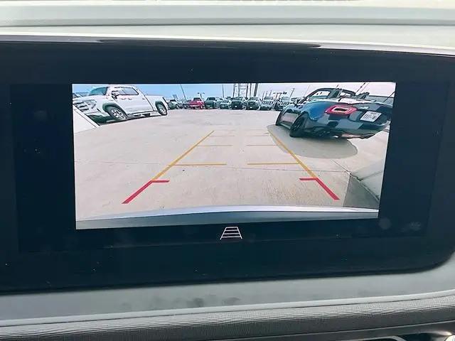 2026 Buick NV Preferred FWD