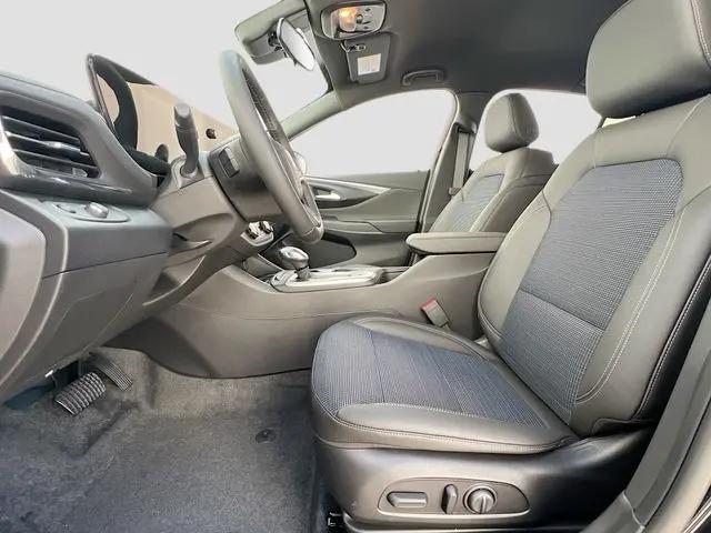 2026 Buick NV Preferred FWD