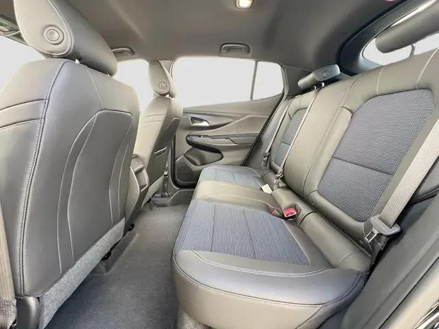 2026 Buick NV Preferred FWD