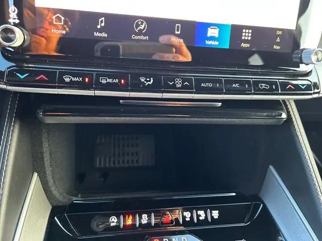 2026 Jeep Grand Wagoneer L Limited Altitude 4x4