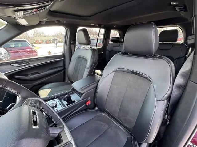 2026 Jeep Grand Cherokee Altitude 4x4