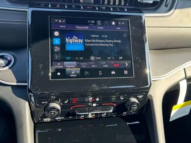 2026 Jeep Grand Cherokee Altitude 4x4