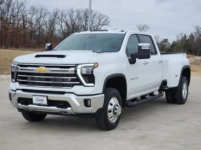 2026 Chevrolet Silverado 3500HD Crew Cab, Long Bed, LTZ Dual Rear Wheel, RWD