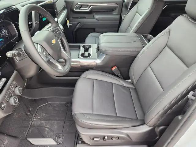 2026 Chevrolet Silverado 3500HD Crew Cab, Long Bed, LTZ Dual Rear Wheel, RWD