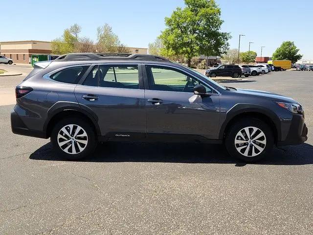2025 Subaru Outback 2.5i
