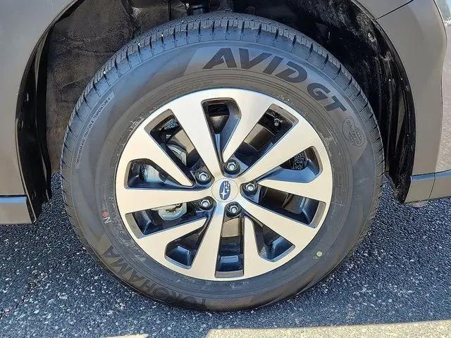 2025 Subaru Outback 2.5i