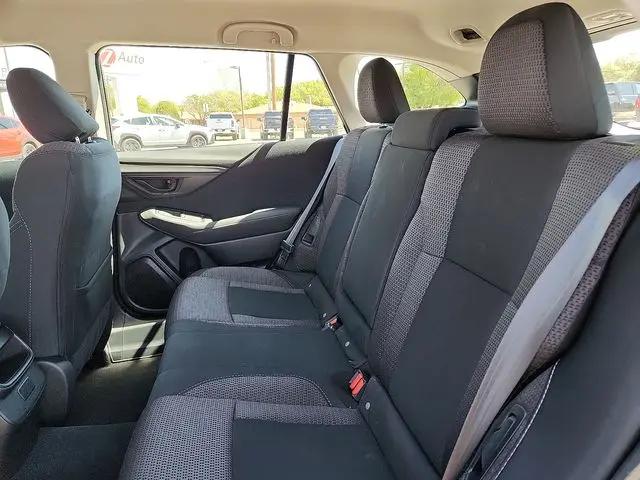 2025 Subaru Outback 2.5i