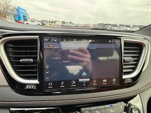 2026 Chrysler Pacifica Pinnacle AWD