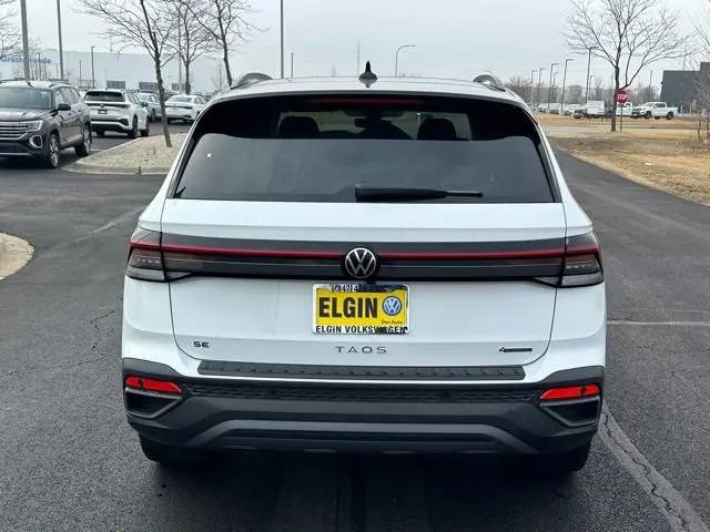 2026 Volkswagen Taos SE Black