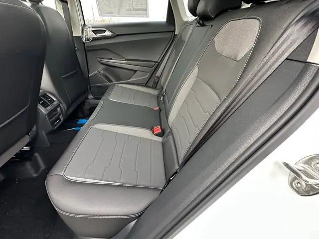 2026 Volkswagen Taos SE Black