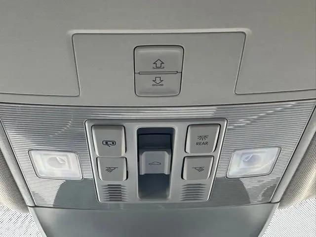 2026 Volkswagen Taos SE Black