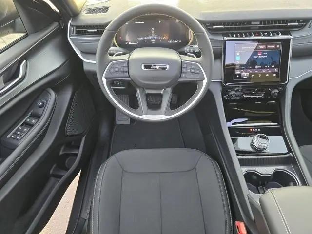 2026 Jeep Grand Cherokee L Altitude 4x4