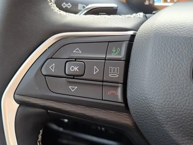 2026 Jeep Grand Cherokee L Altitude 4x4