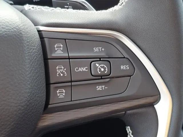 2026 Jeep Grand Cherokee L Altitude 4x4
