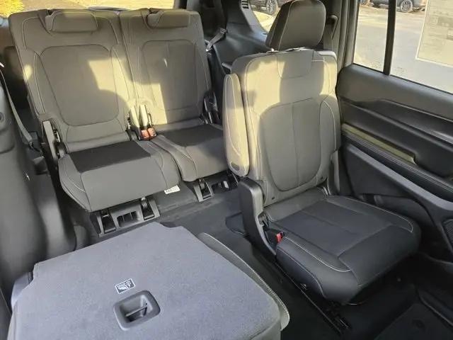 2026 Jeep Grand Cherokee L Altitude 4x4