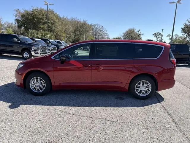 2026 Chrysler Voyager LX