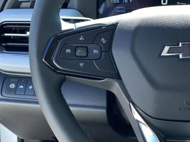 2027 Chevrolet Bolt LT FWD