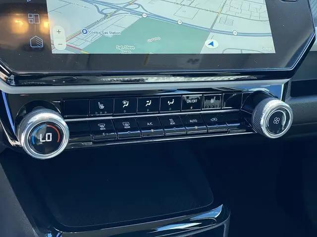 2027 Chevrolet Bolt LT FWD