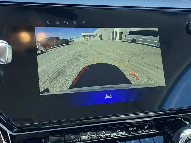 2027 Chevrolet Bolt LT FWD