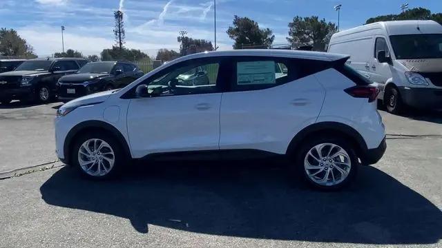 2027 Chevrolet Bolt LT FWD