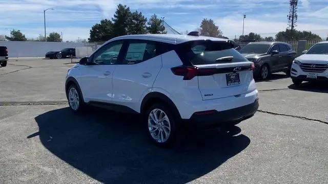2027 Chevrolet Bolt LT FWD