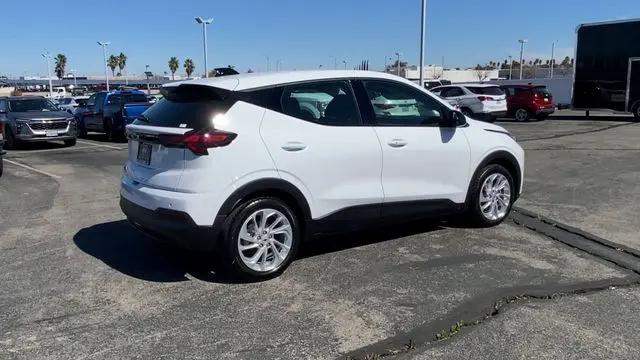 2027 Chevrolet Bolt LT FWD