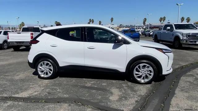 2027 Chevrolet Bolt LT FWD