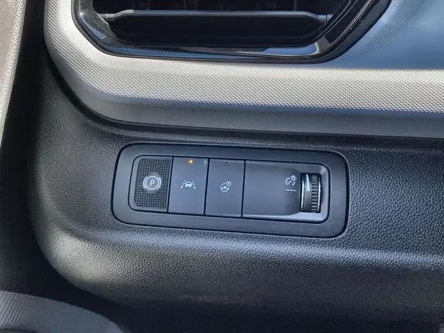 2027 Chevrolet Bolt LT FWD