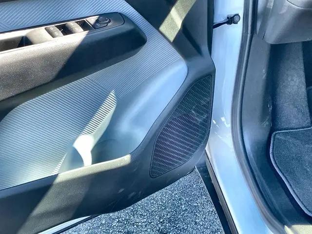 2027 Chevrolet Bolt LT FWD
