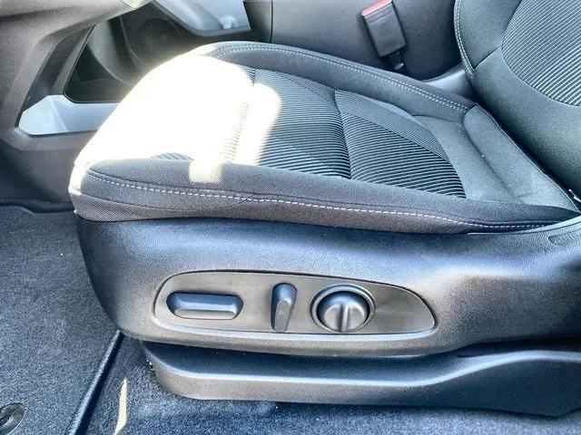 2027 Chevrolet Bolt LT FWD