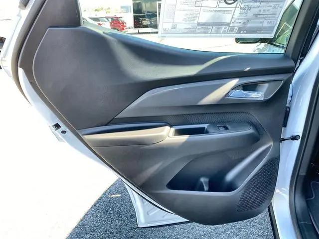2027 Chevrolet Bolt LT FWD