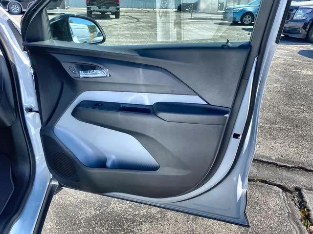 2027 Chevrolet Bolt LT FWD