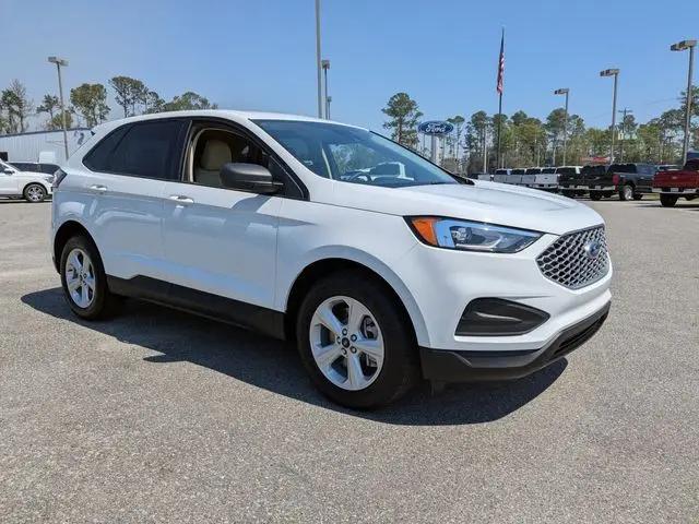 2023 Ford Edge SE