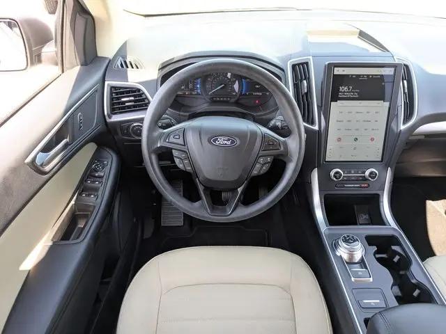 2023 Ford Edge SE