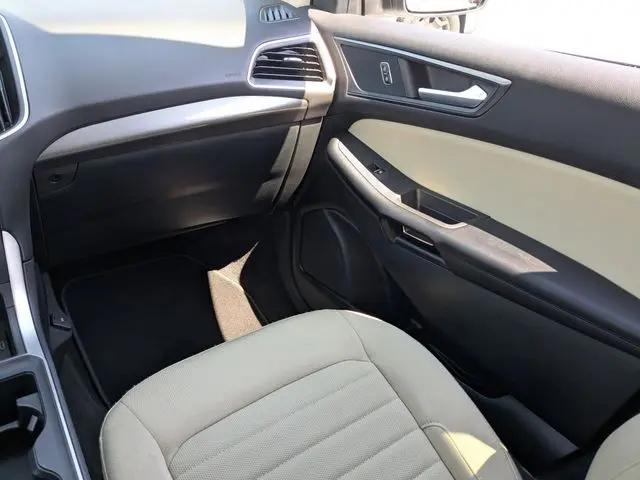 2023 Ford Edge SE
